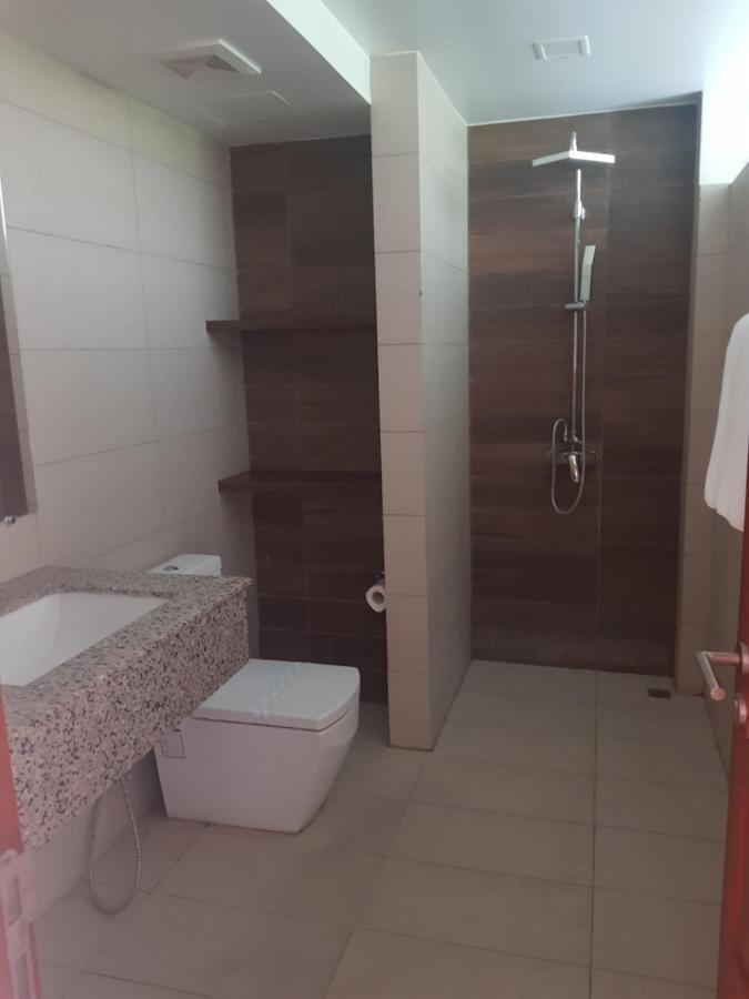 Airport Avenue Hotel Gyogon Kültér fotó