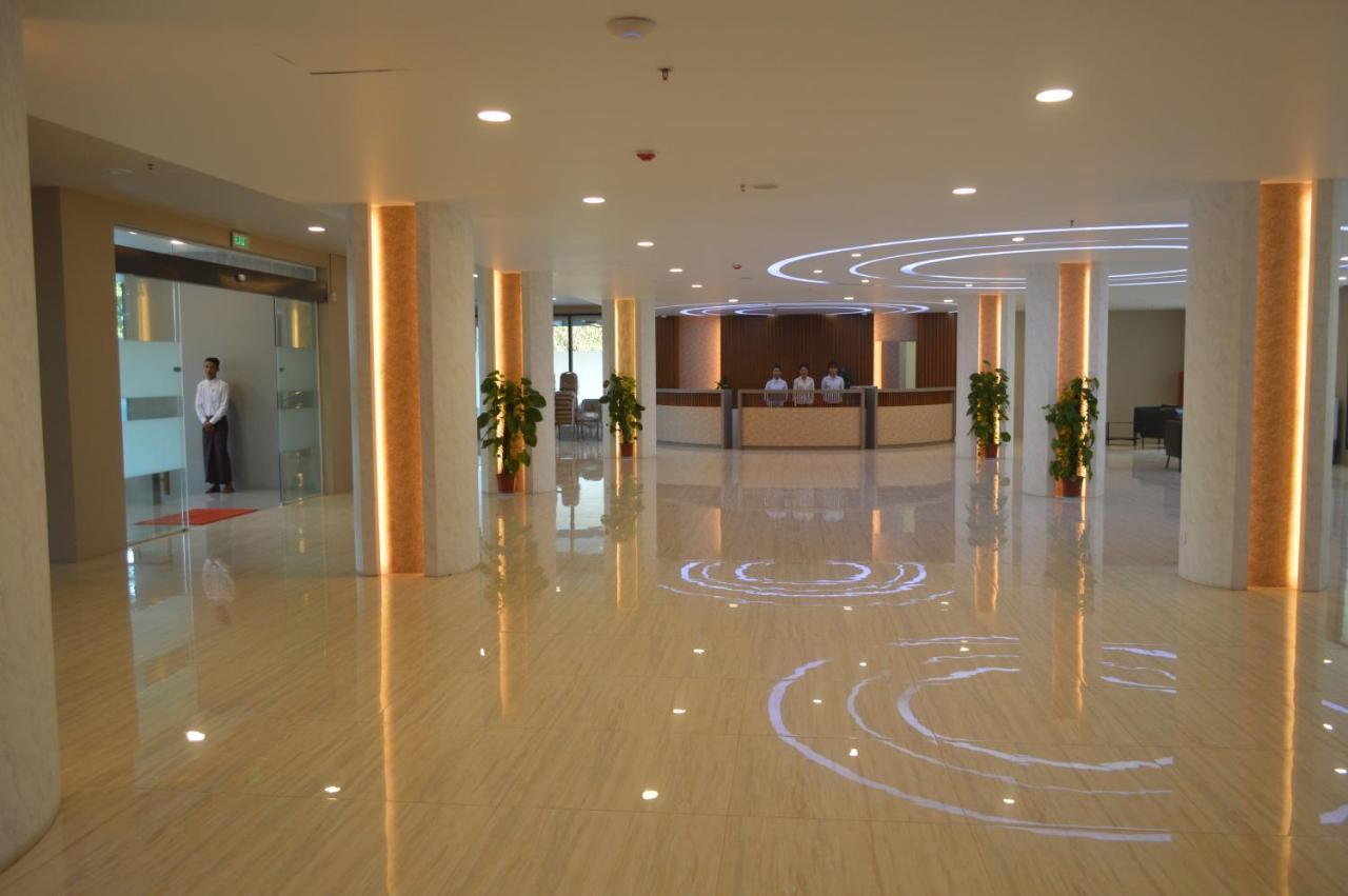 Airport Avenue Hotel Gyogon Kültér fotó